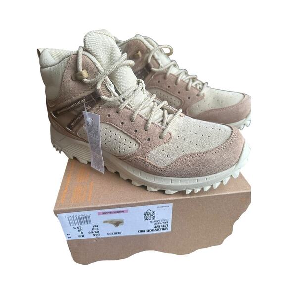 Merrell Shoes - Merrell Women's Wildwood Mid LTR Wp athletic waterproof Hiking Shoe. Size-8.5